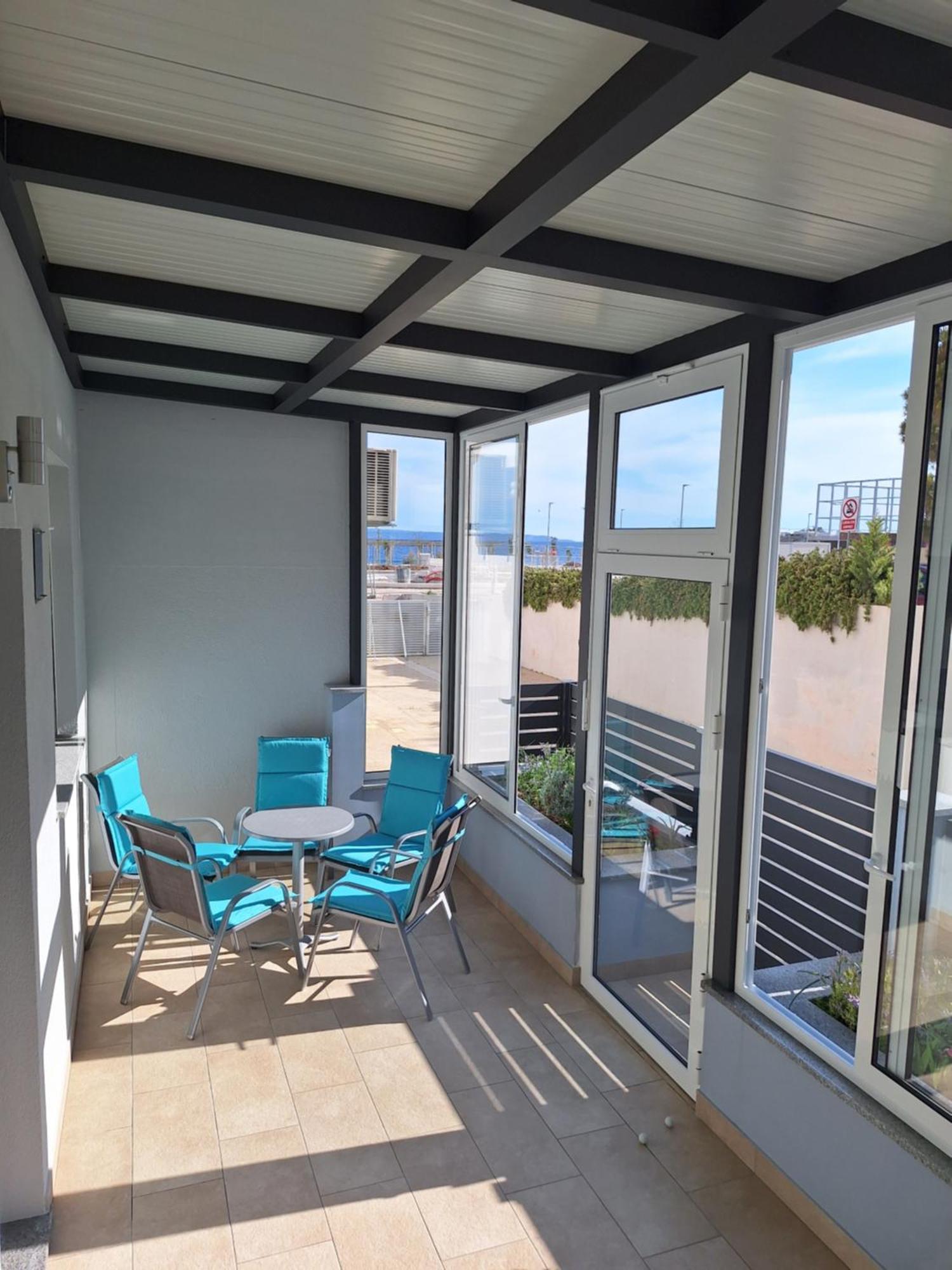 Znjan 50m ----seasun&relax---- Location Apartment Split